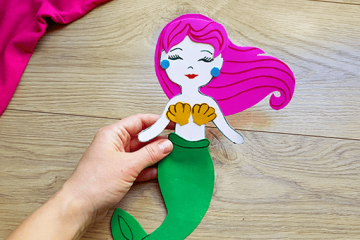 Einfache Bastelanleitung für hübsche Papier-Meerjungfrau